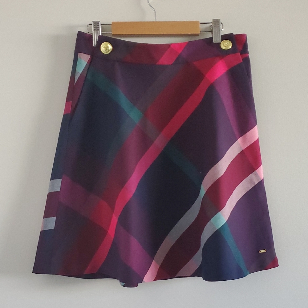 Tommy Hilfiger Multicolor Plaid A-Line Mini Preppy Skirt With Gold Accent Sz 0